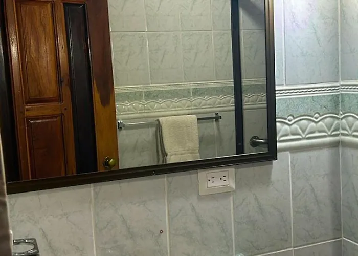 Hotel Javy 3*